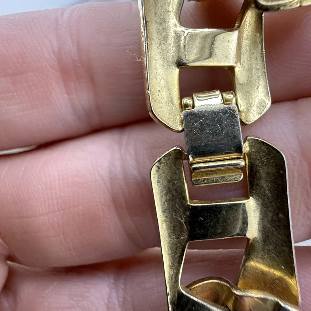 Vintage Estate Chain Gold Tone Chunky Link Snap Closure 19in